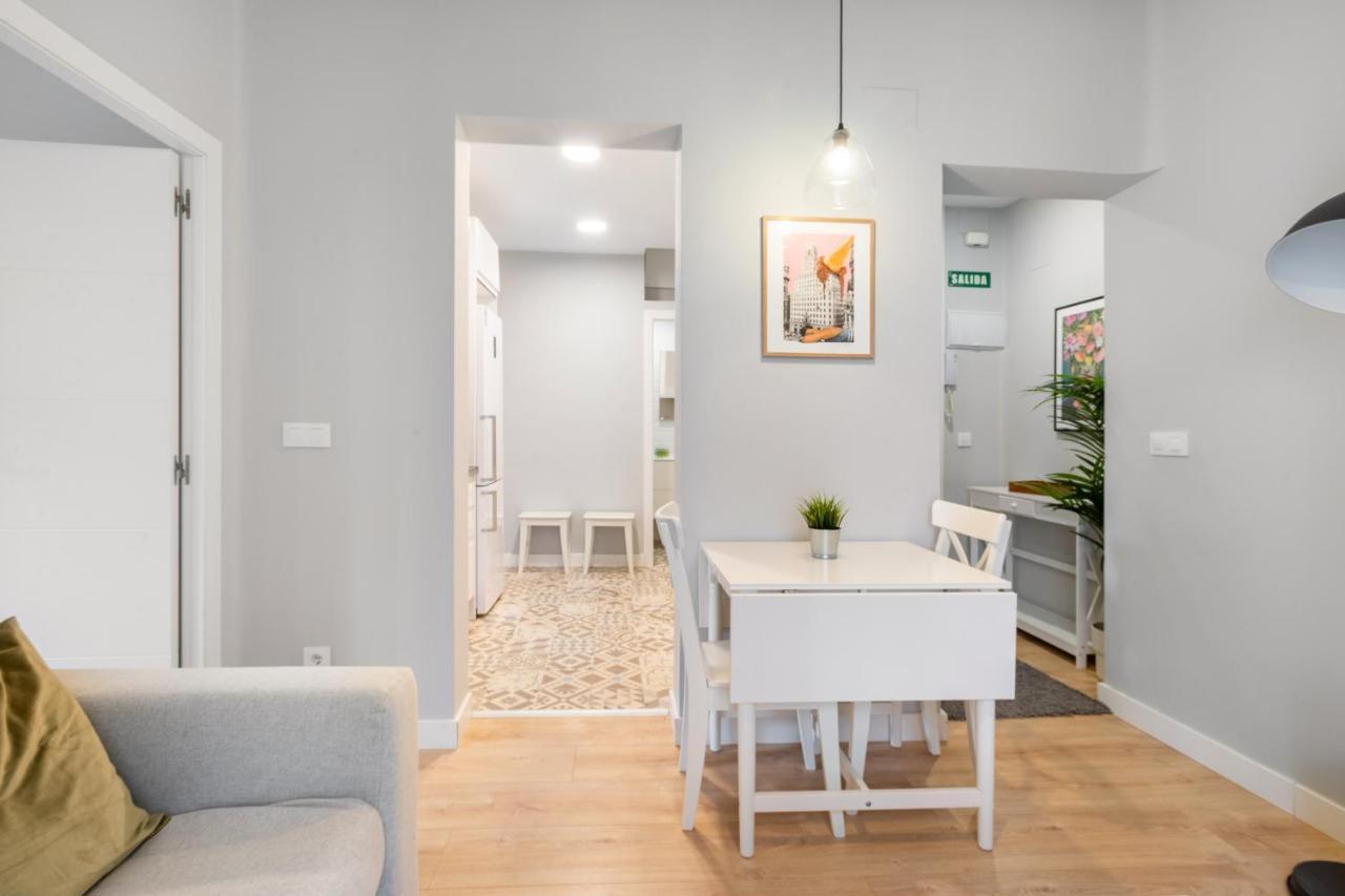 2 Bedrooms 1 Bathroom Furnished - Lavapies - Modern - Mintystay Madrid Esterno foto