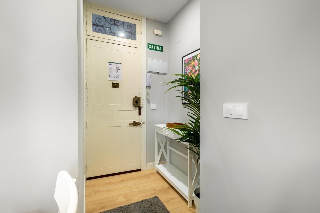 2 Bedrooms 1 Bathroom Furnished - Lavapies - Modern - Mintystay Madrid Esterno foto