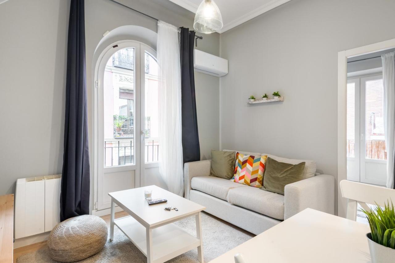2 Bedrooms 1 Bathroom Furnished - Lavapies - Modern - Mintystay Madrid Esterno foto