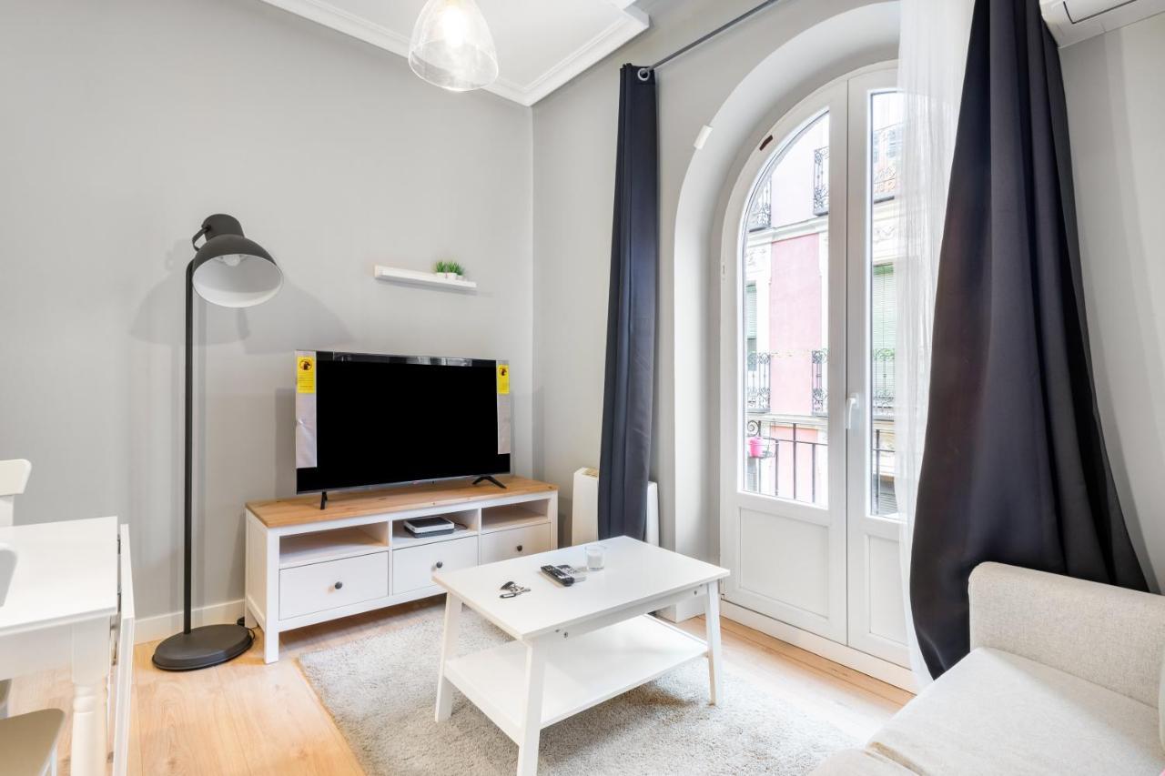 2 Bedrooms 1 Bathroom Furnished - Lavapies - Modern - Mintystay Madrid Esterno foto